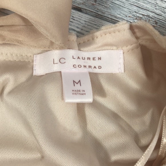 LC Lauren Conrad Vanilla Cream Velvet Bow Blouse Sz: M - Picture 5 of 10